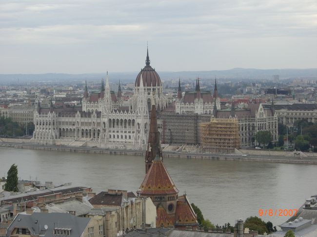 「世界一美しい国会議事堂」と言われているブダペストの国会議事堂