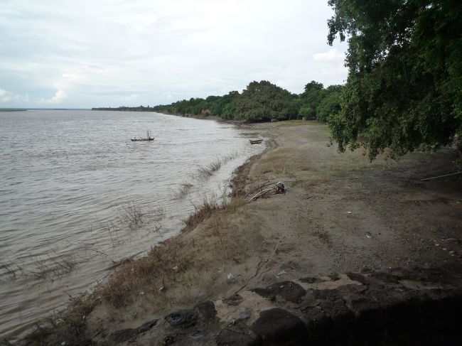 エーヤワディー川<br />（バガン）