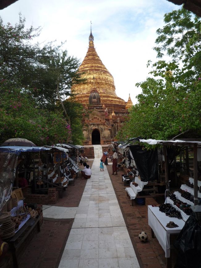 ティーローミィンロー寺院<br />（ニャウンウー周辺）