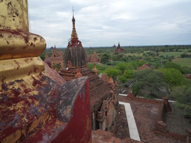 ティーローミィンロー寺院<br />（ニャウンウー周辺）
