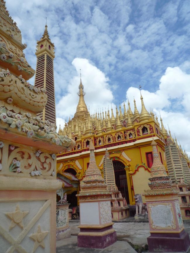 タンボーディー寺院。<br />１９３９年に建立された寺院。<br />