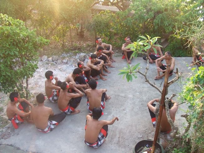 ケチャが始まる前。。。