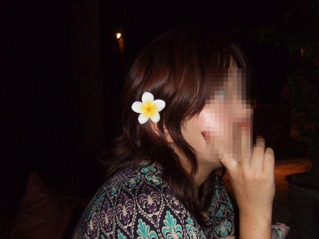 おいしいカクテルを飲んでいい気分（＾＾）<br /><br />その後ガイドさんが迎えに来て空港へ。