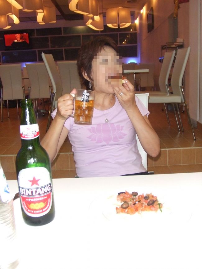 豪快に食べています（＾＾；）