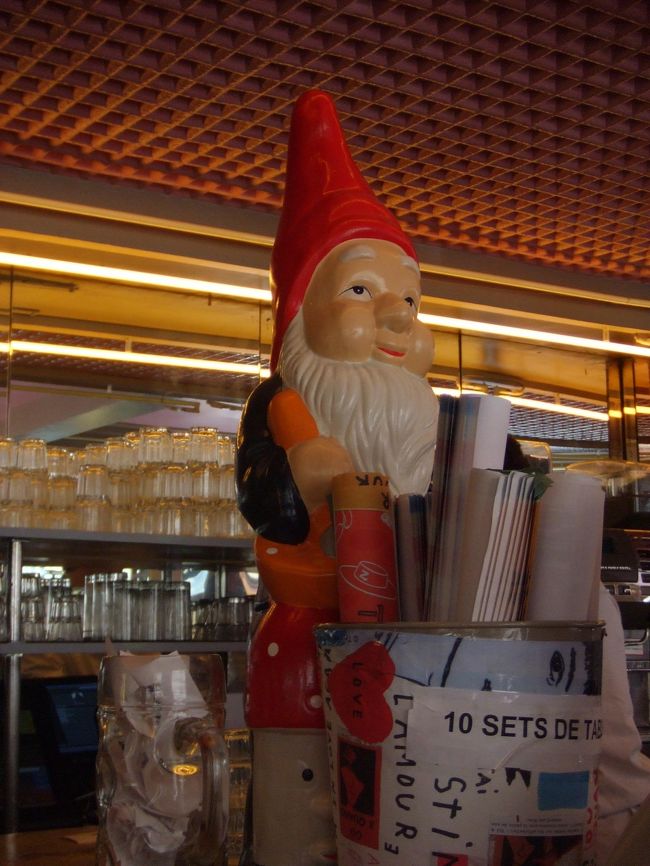 映画で世界を旅したお人形。<br /><br />ここで、パリ旅行はおしまい！<br />本当に楽しかったです！