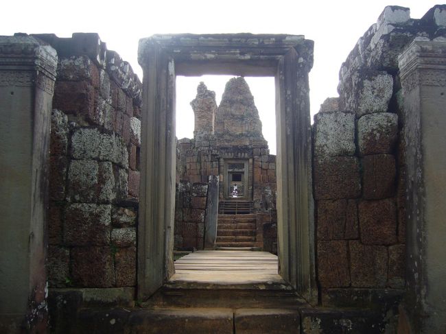 東メボンにやって来ました〜。