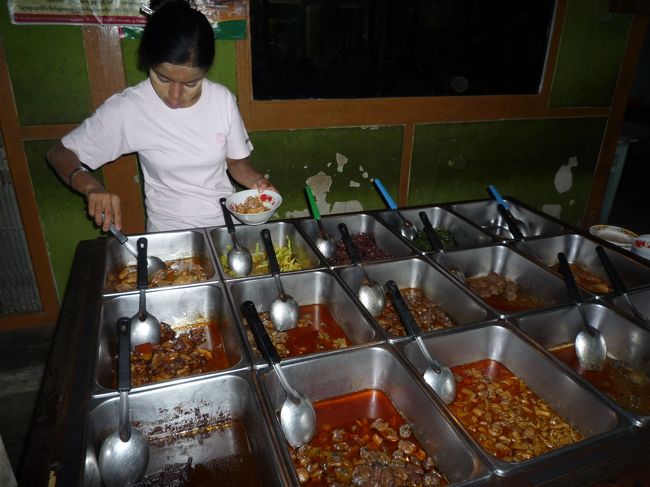 好きなものを言って注文します。