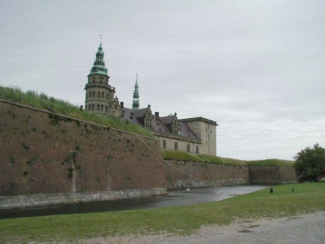 クロンボー城付近。