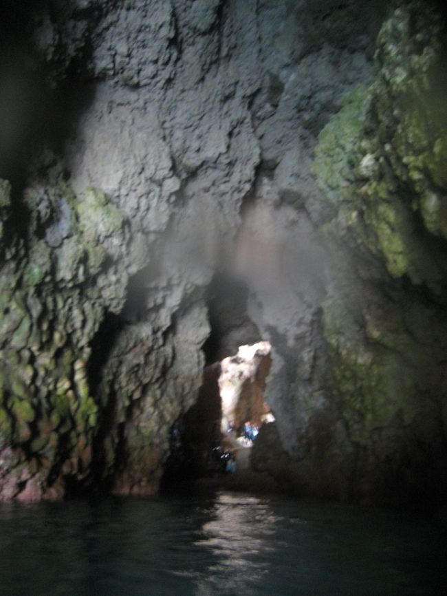 洞窟奥には、何名か他のショップの方たちがいました。