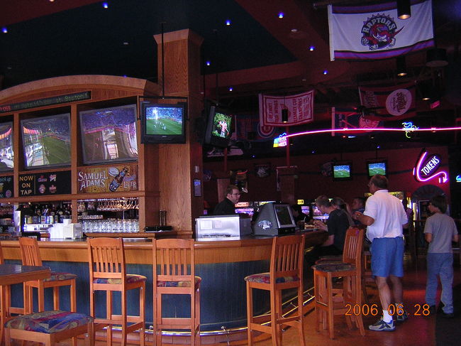 こんなバーもあります。