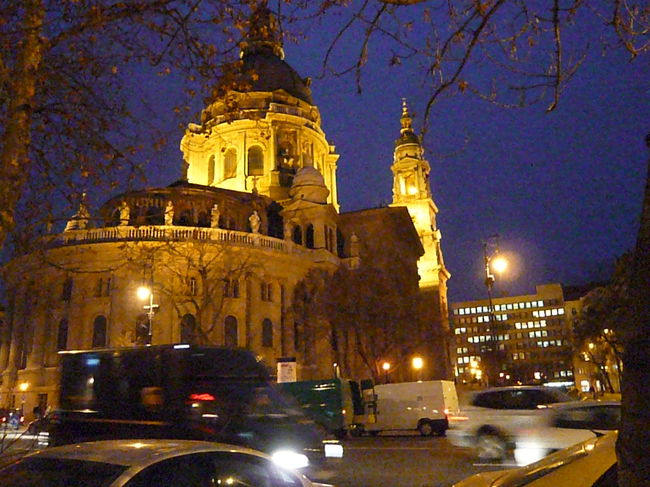 オペラ座のライトアップ！