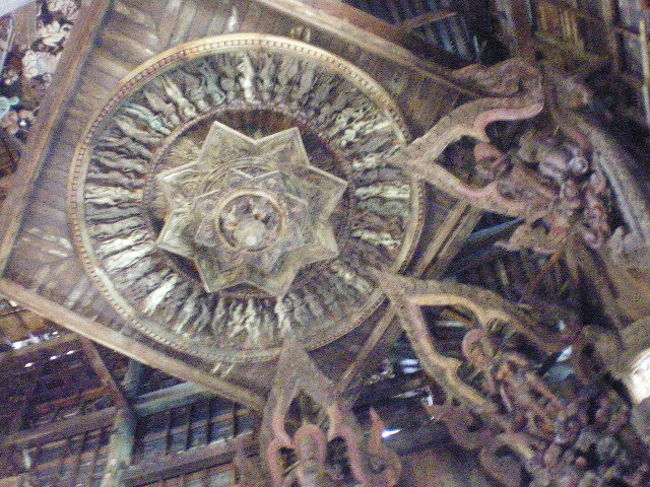 真上です。こちらは完成に近いのか。