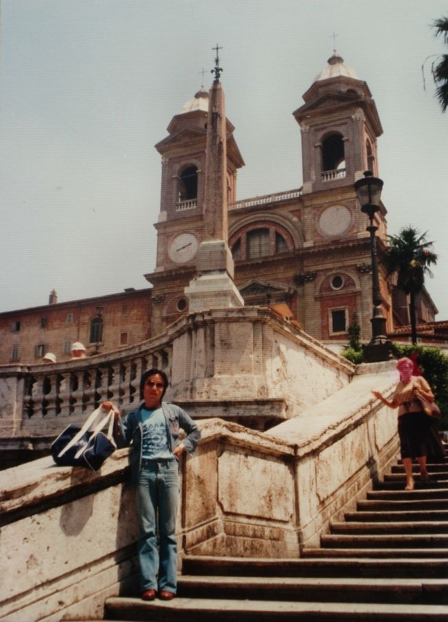 スペイン階段。<br />現在は、観光客で溢れている階段だが、当時はそれほど多くなかった。