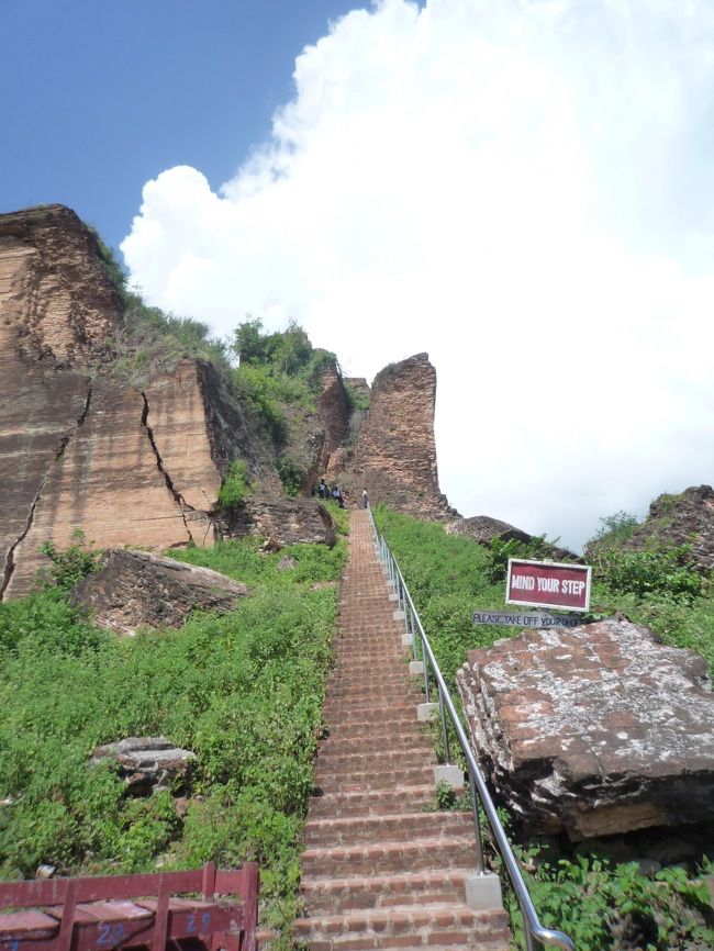今ではなんともいえない威圧感（私見）に引かれて多くの観光客が訪れている。