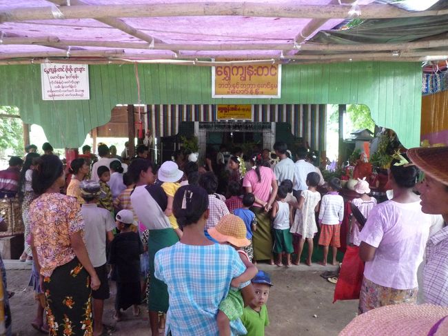 村の集まり。。<br />