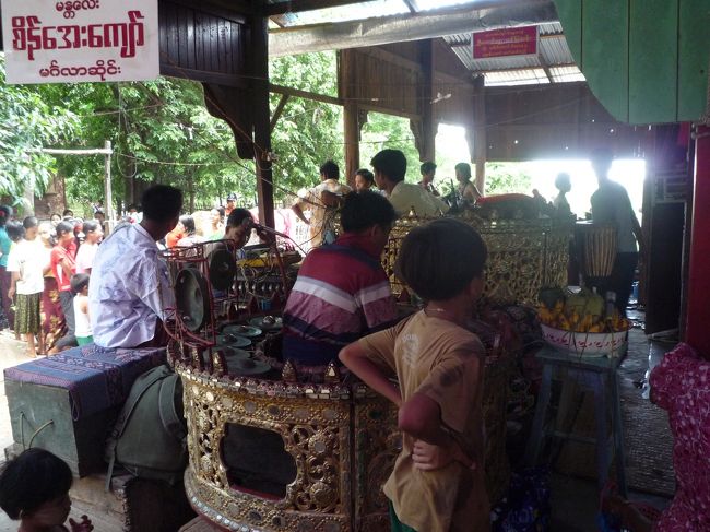 楽器の演奏です。