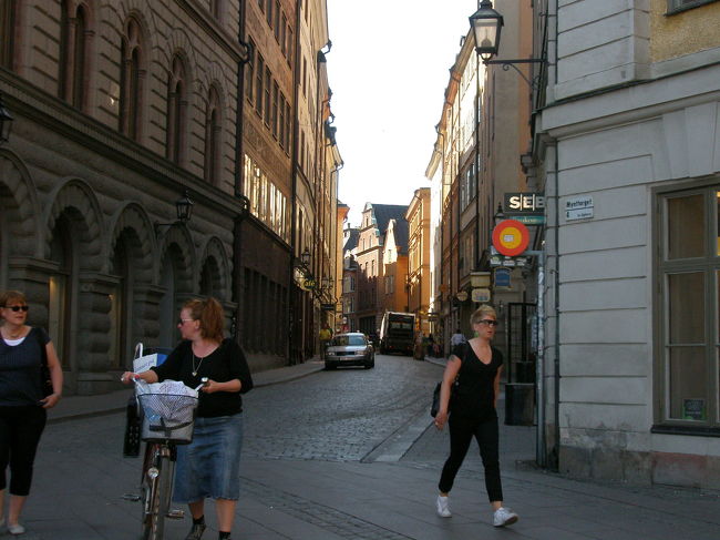 朝のガムラスタンはとても清清しいです。