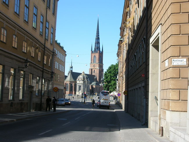 ドイツ教会は、ハンザ同盟の商人たちによって1648年に建てられた教会です。<br /><br />ガムラスタンの中でも飛びぬけて高く、美しい教会なのでどこからでも目立ちます。<br />