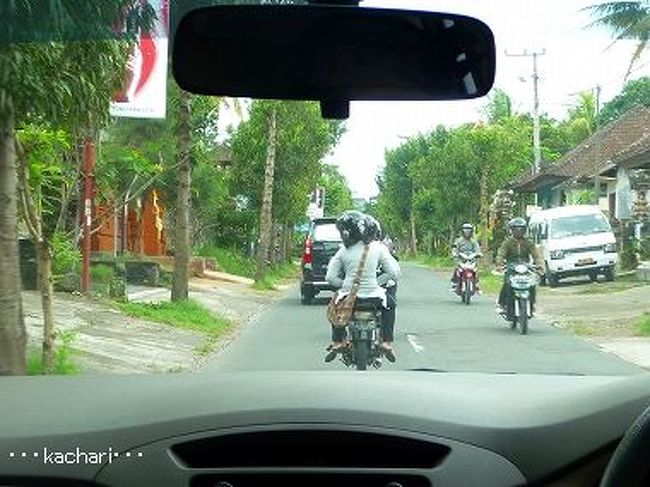 <br />相変わらずバイクが多いです。<br />最高5人乗りまで見ました！<br />お父さんとお母さんの間に子供が3人(@_@)