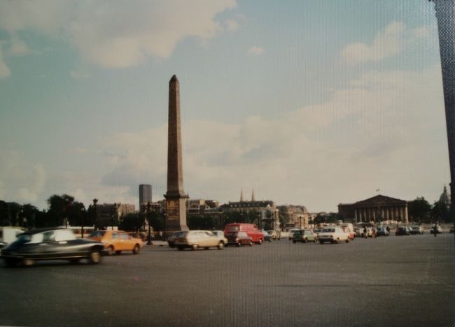 コンコルド広場。<br />１７７５年にルイ１５世の時代に完成。<br />フランス革命後はギロチンが設置され、マリー・アントワネットはここで処刑された。<br />
