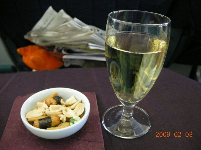 シャンパンとおつまみ。