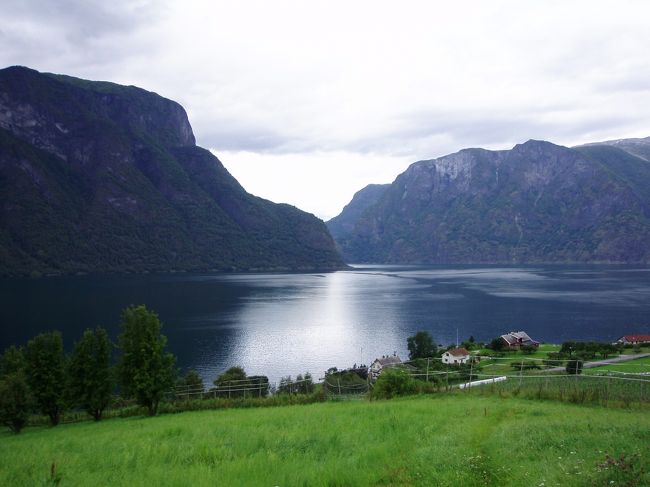 またちょっと曇ってきました。雨降らないでくれ〜。