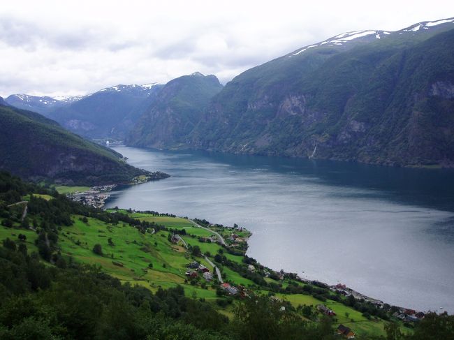 また左側の雄大な景色
