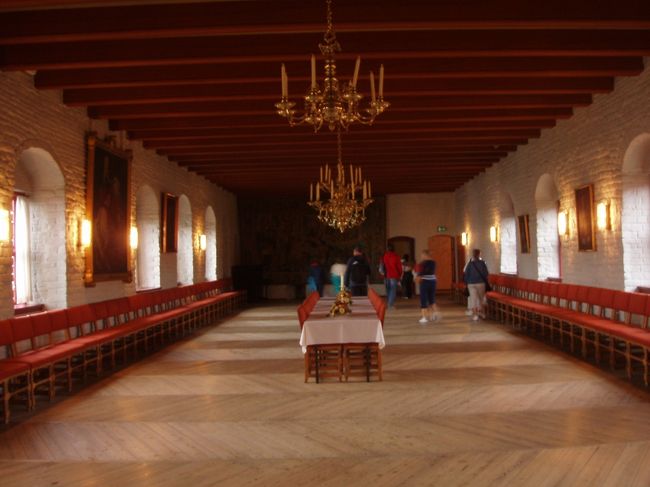 地味でガランとした印象でした