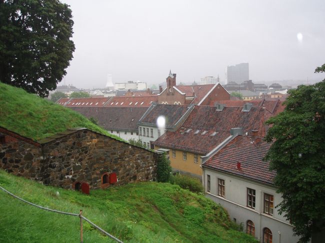 城の敷地内を再び歩きます