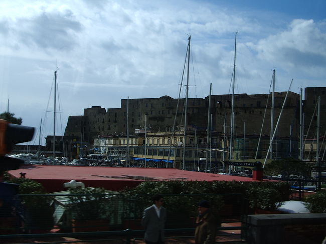 南の港町です。