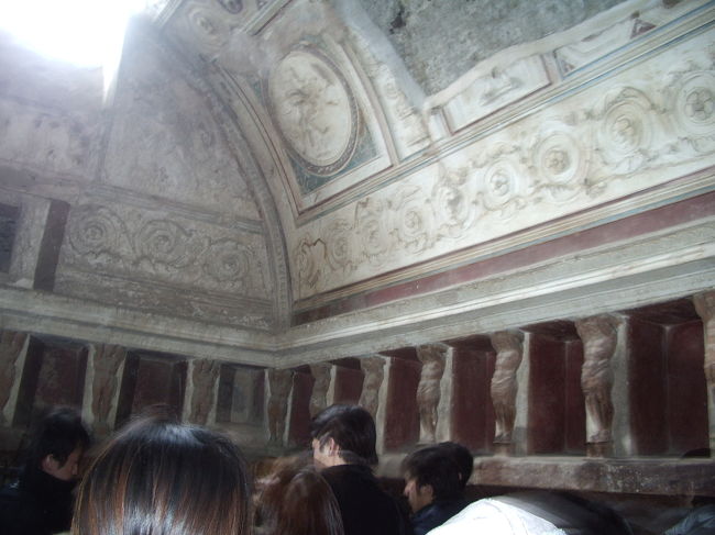 こうやって屋根があるのもすごいことです。