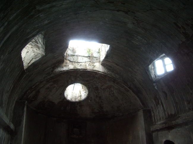 光を取り入れる工夫がなされています。