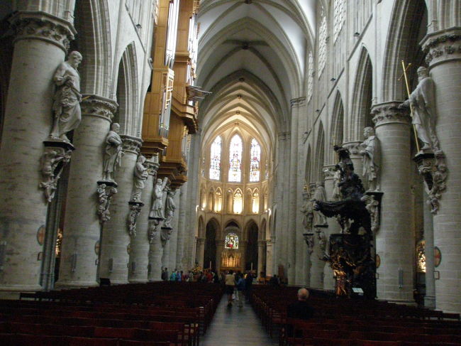 中に入ってみました。<br />