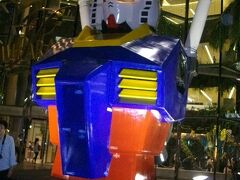 タイでは６ｍしかないですが。実物大ガンダムのパーツはすべてタイで製造されたもの。