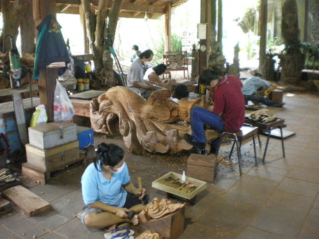 男の彫師は大物、女性彫師は小物のようです。