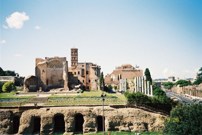 続いてフォロ・ロマーノ。