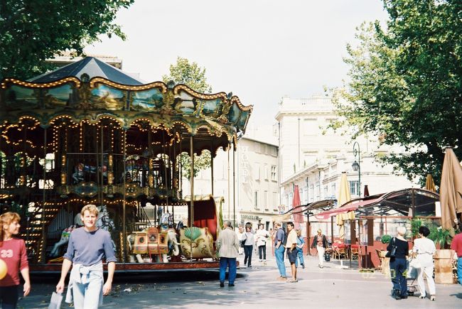街の中に、メリーゴーランドが♪