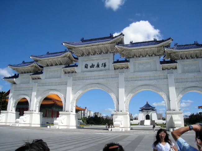 ②中正紀念堂<br /><br />天気良かったなぁー