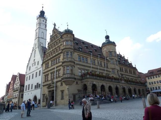 マルクト広場にやってきました。