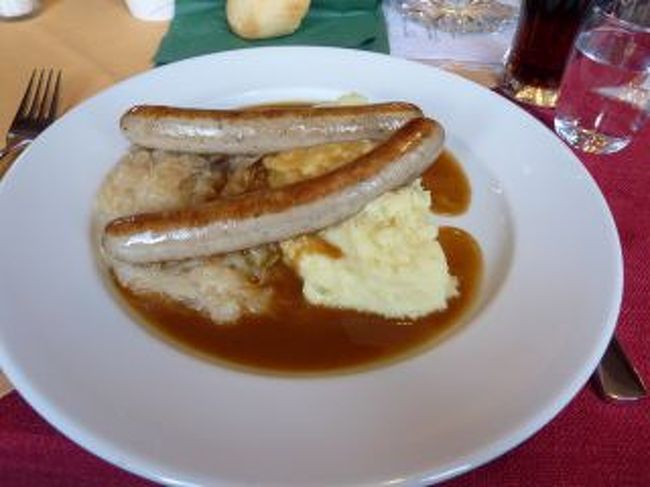 まさにドイツの典型的なお料理でしょ！<br />ソーセージ激うまでした。