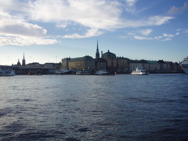 今度はガムラスタンの方。今朝と違って晴れているので、より素晴らしい景観です。 <br />