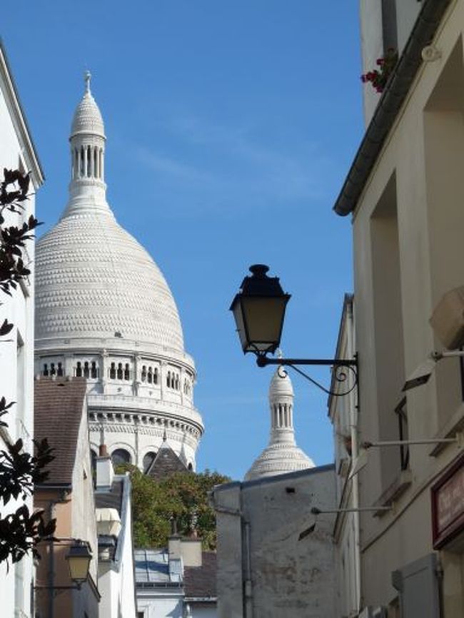 モンマルトルの丘を散歩しました。<br />