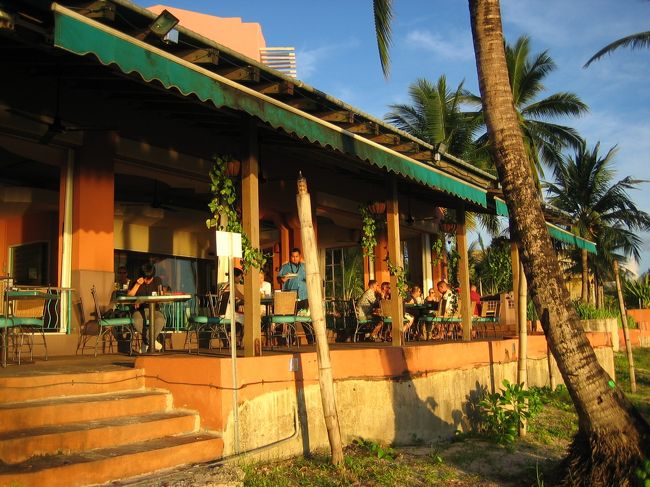 こちらのレストラン、かなりオススメかも。<br />穴場で人も多すぎず、日本人はほとんどおらず<br />外国人のお客さんが多かったのもよかった。<br /><br />かなり気に入りました。<br />