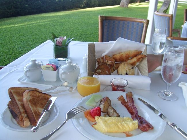 ハレクラニ『オーキッズ』で朝食・＄４５（2人）