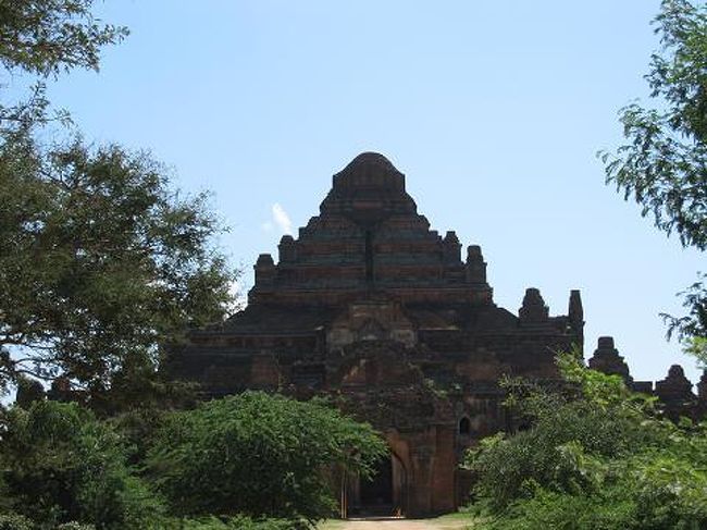 さわやかにその人に別れを告げ、ダマヤンヂー寺院へ。 <br /><br /> <br /><br />