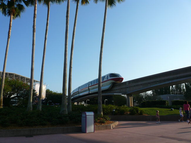 ＥＰＣＯＴには敷地内でいモノレールが走っています。
