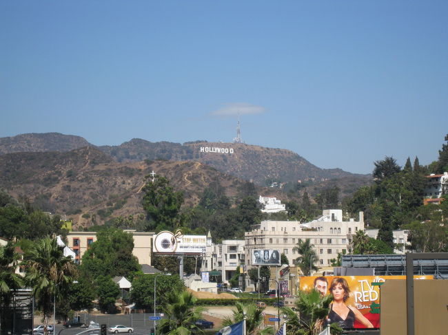 ハリウッドサイン