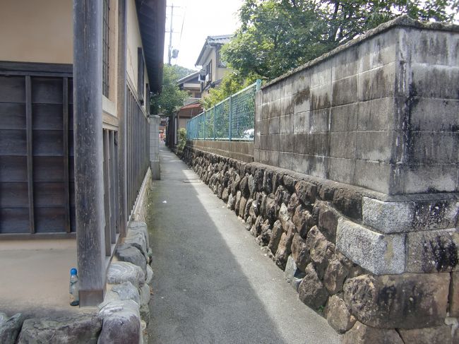 川に入ってすっきりしました。<br /><br />ちなみにまだお参りはしていない。ここから本殿に向かいます。