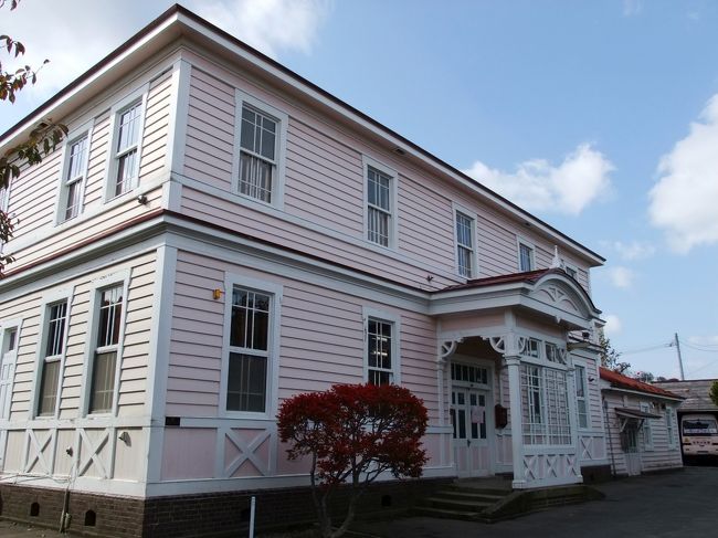 遺愛幼稚園<br /><br />現役で使われている幼稚園ですが<br />こんな素敵な園舎に通える子供達が<br />とても羨ましいと思います。