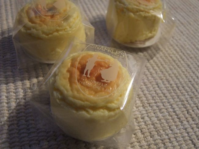 スナッフルズのチーズオムレット♪<br />函館と言ったらこれ！何個でも食べられます。